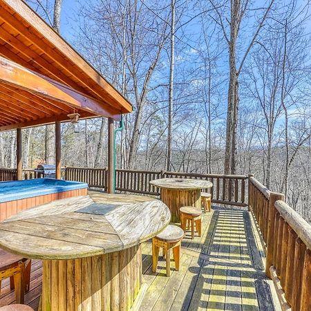 Moonshine Ridge Villa Пиджен Фордж Екстериор снимка