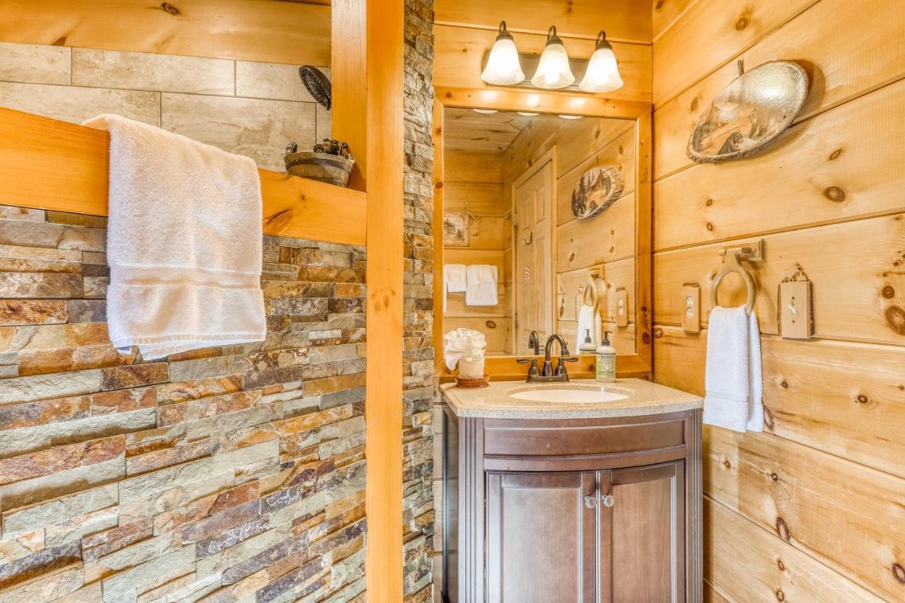 Moonshine Ridge Villa Пиджен Фордж Екстериор снимка