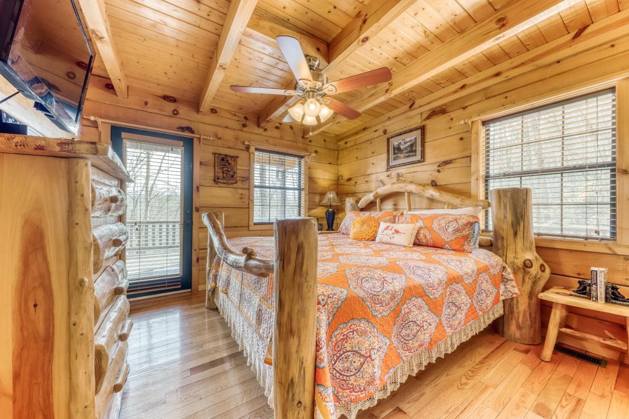 Moonshine Ridge Villa Пиджен Фордж Екстериор снимка