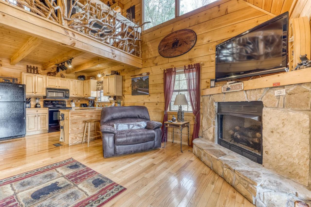 Moonshine Ridge Villa Пиджен Фордж Екстериор снимка