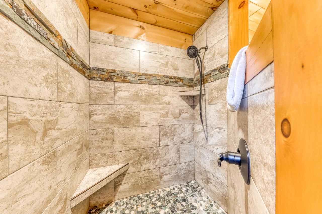 Moonshine Ridge Villa Пиджен Фордж Екстериор снимка