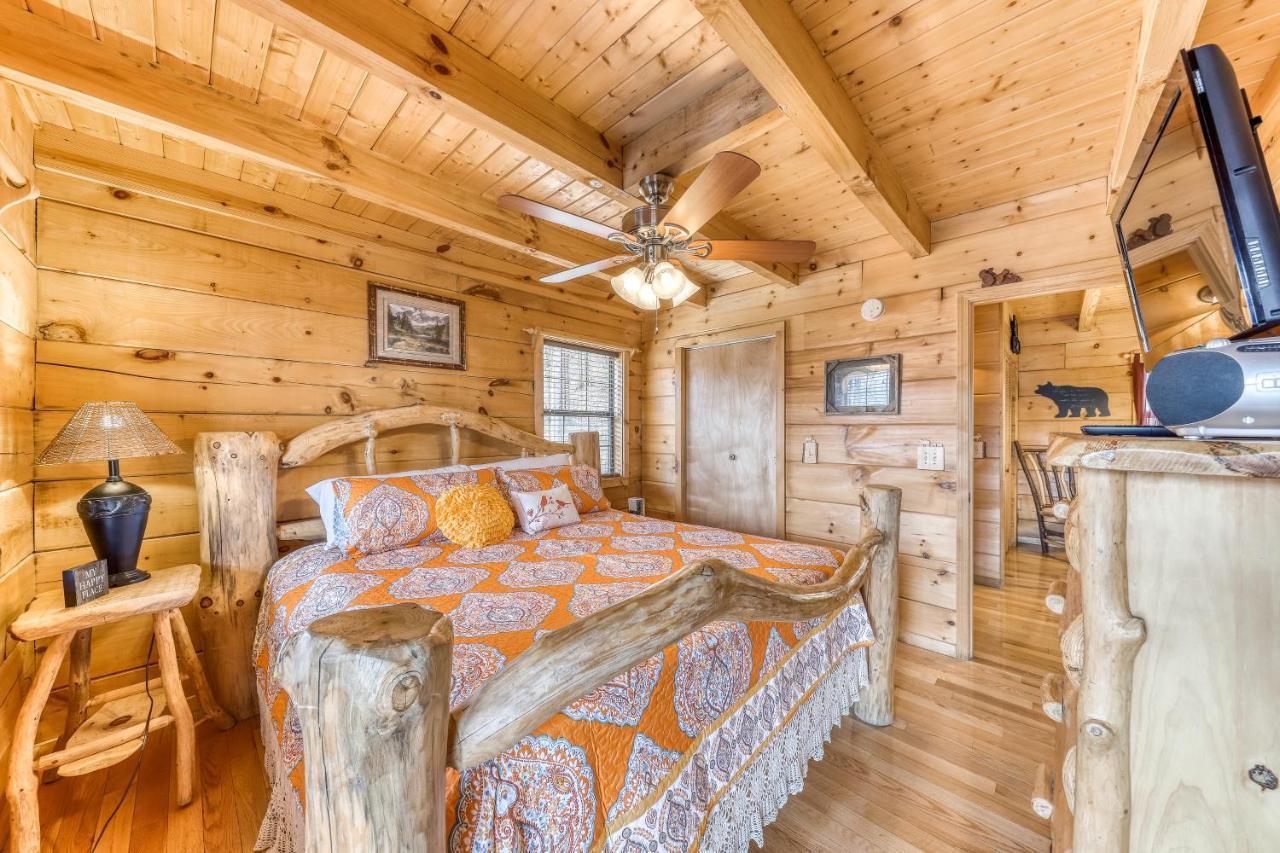 Moonshine Ridge Villa Пиджен Фордж Екстериор снимка